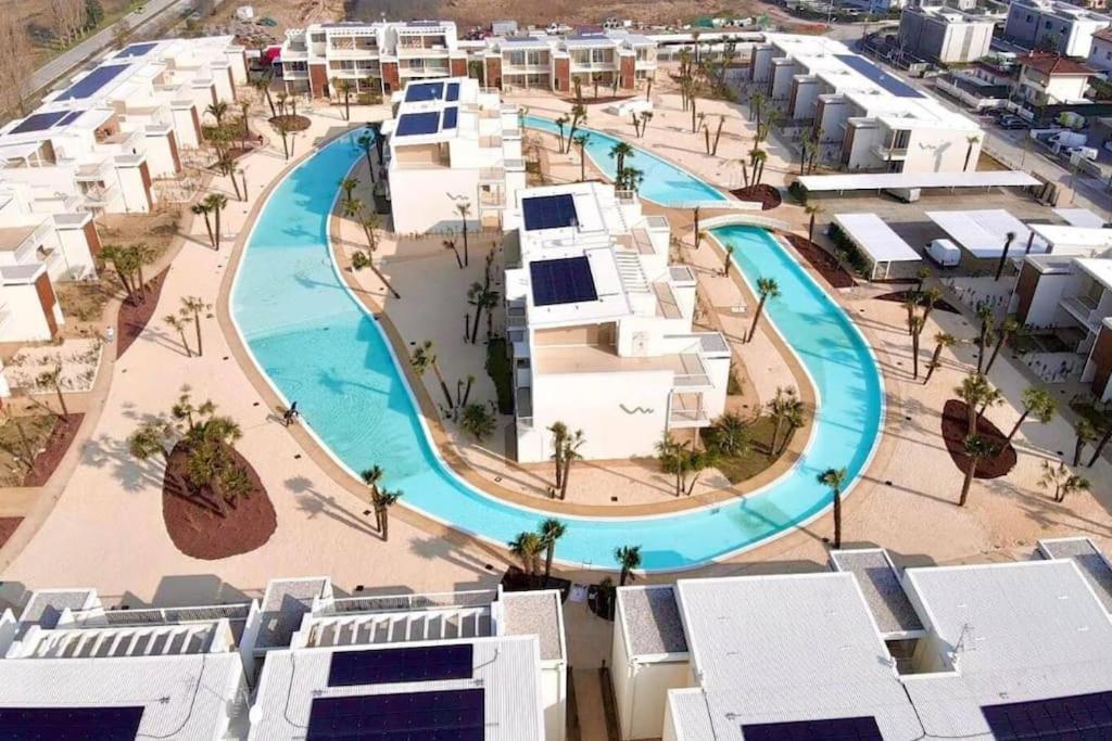 Wave Island! Luxury Resort A Jesolo - Piscina E Park Free! Buitenkant foto