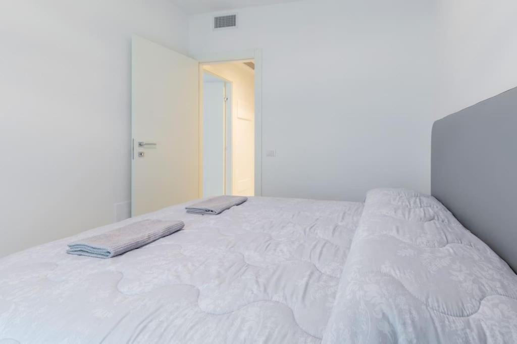 Wave Island! Luxury Resort A Jesolo - Piscina E Park Free! Buitenkant foto