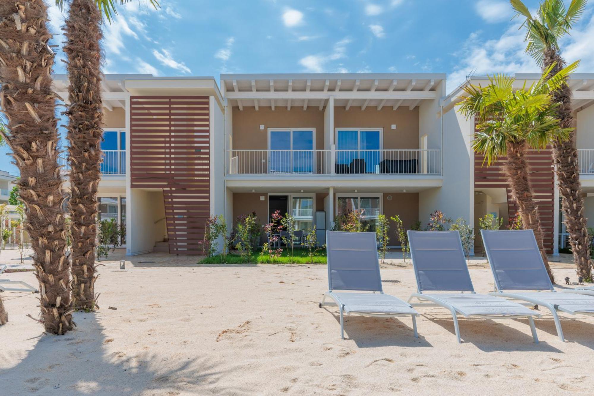 Wave Island! Luxury Resort A Jesolo - Piscina E Park Free! Buitenkant foto