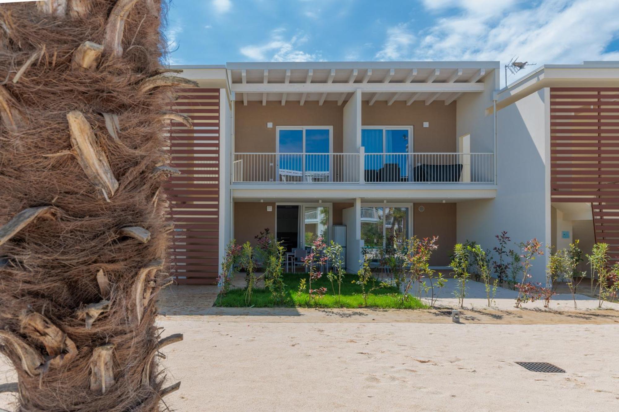 Wave Island! Luxury Resort A Jesolo - Piscina E Park Free! Buitenkant foto